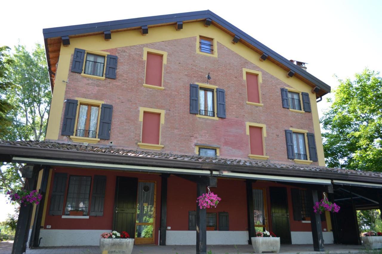 La Locanda Nel Frutteto Rovereto sulla Secchia Exterior foto
